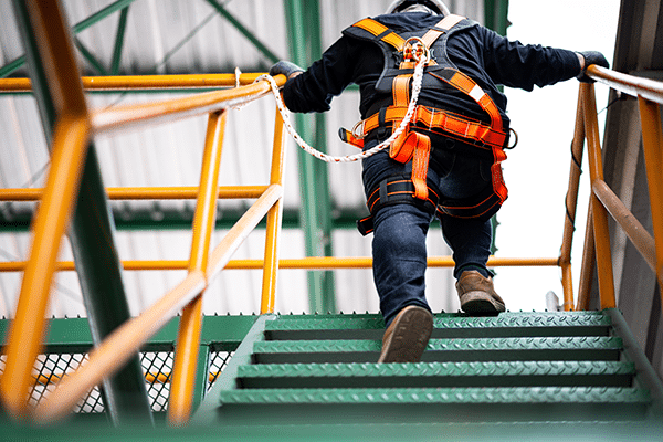 Don’t Get Tripped Up by Fall Hazards: A Fall Protection Checklist